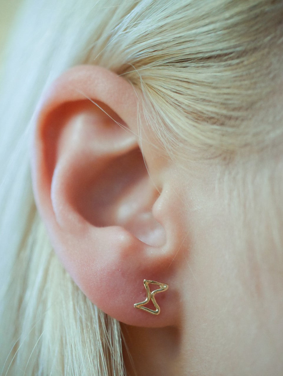 Tiny Studs